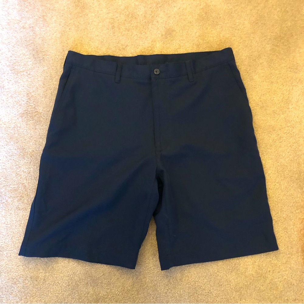 Men’s Navy Blue Golf Shorts from the PGA Tour